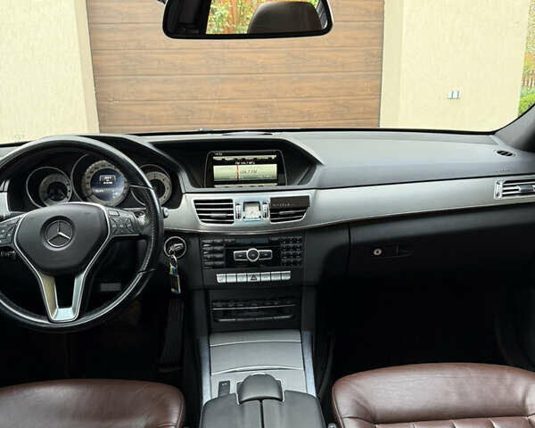 Чорний Мерседес Е-Клас, об'ємом двигуна 2.14 л та пробігом 313 тис. км за 25500 $, фото 30 на Automoto.ua