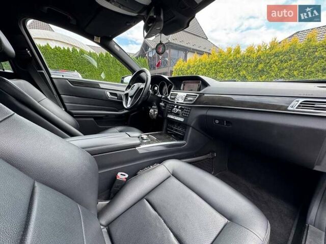 Черный Мерседес Е-Класс, объемом двигателя 2.1 л и пробегом 275 тыс. км за 20000 $, фото 39 на Automoto.ua
