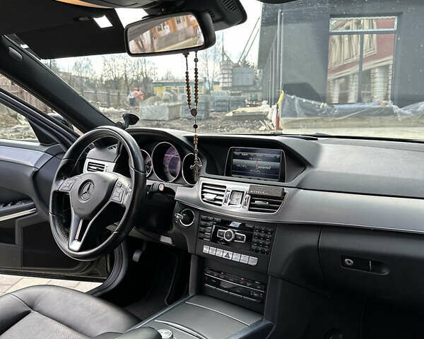 Мерседес Е-Класс 2013 в Долине на Automoto.ua Черный Мерседес Е-Класс, объемом двигателя 2.2 л и пробегом 298 тыс. км за 18700 $, фото 30 на Automoto.ua