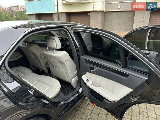 Черный Мерседес Е-Класс, объемом двигателя 2.2 л и пробегом 278 тыс. км за 12999 $, фото 27 на Automoto.ua