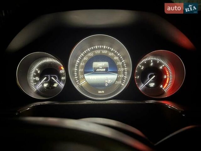 Черный Мерседес Е-Класс, объемом двигателя 2.14 л и пробегом 259 тыс. км за 13700 $, фото 14 на Automoto.ua