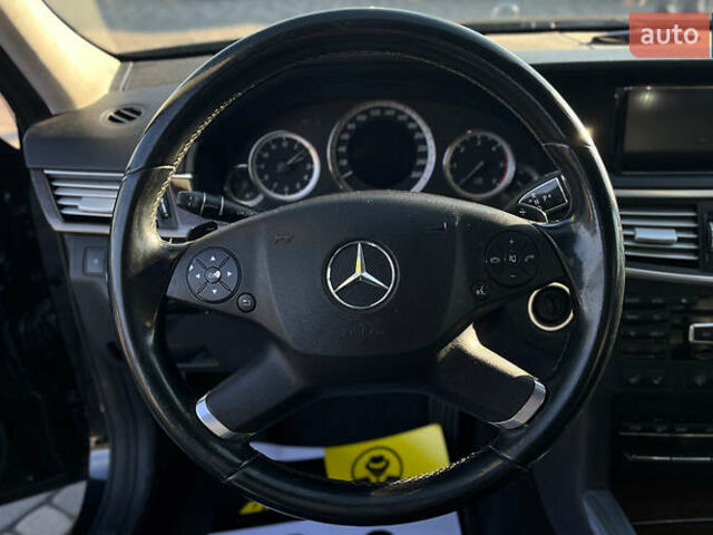 Черный Мерседес Е-Класс, объемом двигателя 2.14 л и пробегом 254 тыс. км за 18200 $, фото 10 на Automoto.ua