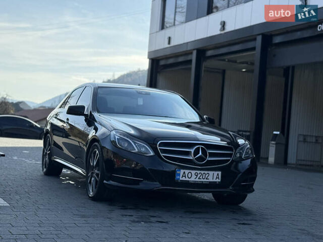 Черный Мерседес Е-Класс, объемом двигателя 2.1 л и пробегом 310 тыс. км за 17500 $, фото 3 на Automoto.ua