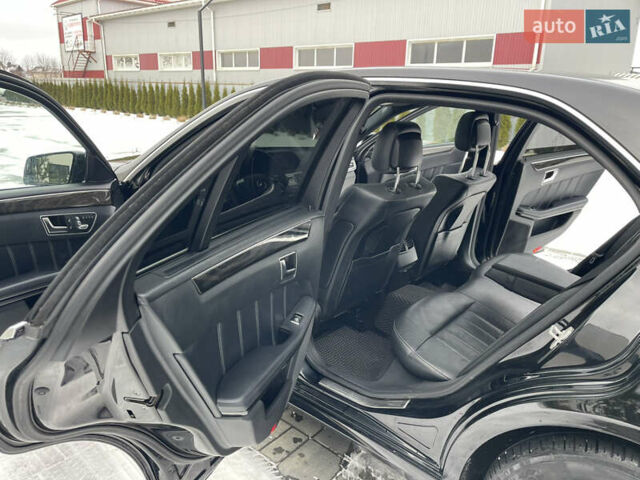 Чорний Мерседес Е-Клас, об'ємом двигуна 2.99 л та пробігом 360 тис. км за 17700 $, фото 18 на Automoto.ua