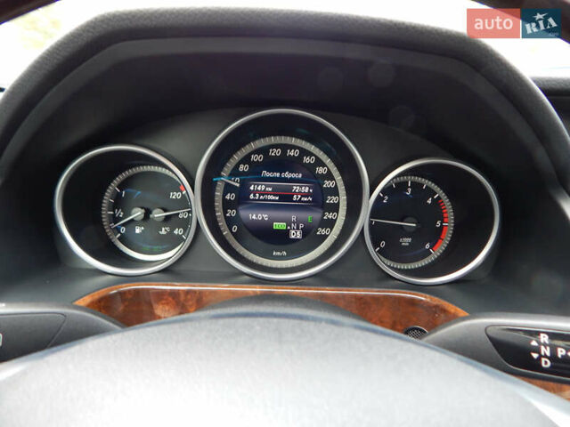 Мерседес Е-Клас 2013 у Києві на Automoto.ua Чорний Мерседес Е-Клас, об'ємом двигуна 3 л та пробігом 249 тис. км за 19499 $, фото 19 на Automoto.ua