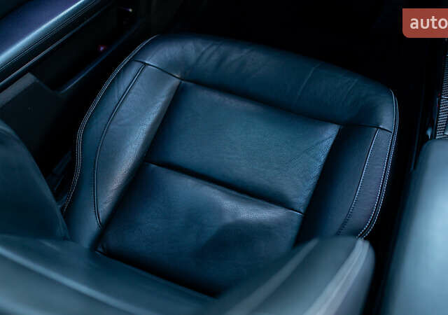 Черный Мерседес Е-Класс, объемом двигателя 2.1 л и пробегом 90 тыс. км за 16000 $, фото 20 на Automoto.ua