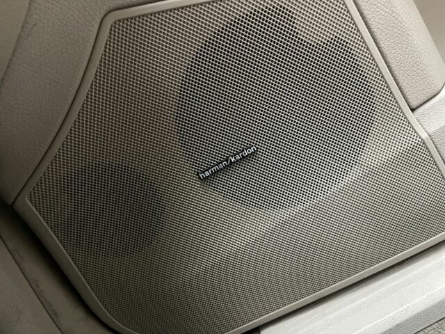 Чорний Мерседес Е-Клас, об'ємом двигуна 2.1 л та пробігом 360 тис. км за 10800 $, фото 15 на Automoto.ua