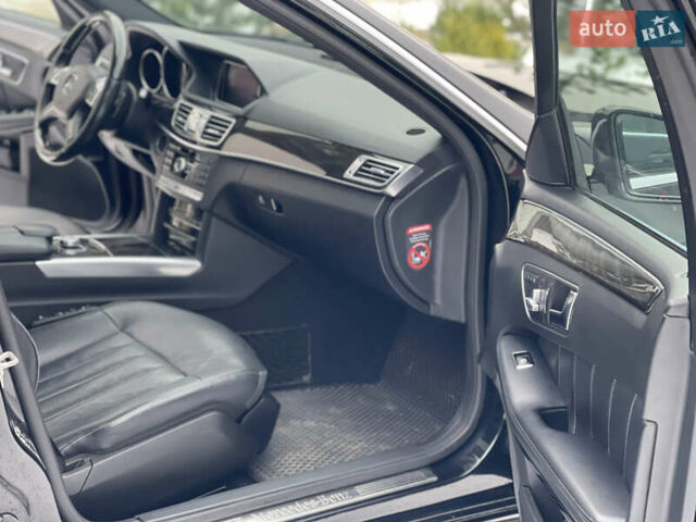 Чорний Мерседес Е-Клас, об'ємом двигуна 2.99 л та пробігом 360 тис. км за 17700 $, фото 10 на Automoto.ua