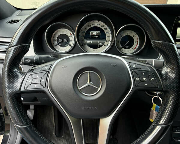 Чорний Мерседес Е-Клас, об'ємом двигуна 2.14 л та пробігом 313 тис. км за 25500 $, фото 41 на Automoto.ua