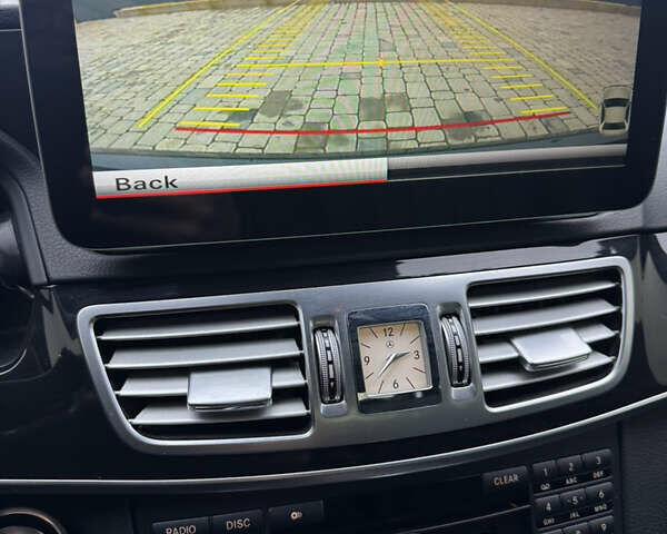 Чорний Мерседес Е-Клас, об'ємом двигуна 1.99 л та пробігом 197 тис. км за 19900 $, фото 50 на Automoto.ua