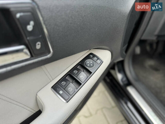 Черный Мерседес Е-Класс, объемом двигателя 2.2 л и пробегом 290 тыс. км за 13999 $, фото 82 на Automoto.ua