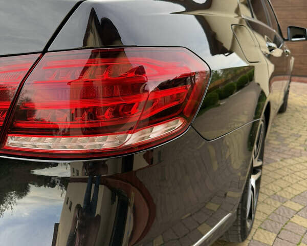 Чорний Мерседес Е-Клас, об'ємом двигуна 2.14 л та пробігом 313 тис. км за 25500 $, фото 17 на Automoto.ua