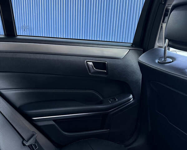 Черный Мерседес Е-Класс, объемом двигателя 2.2 л и пробегом 163 тыс. км за 19200 $, фото 39 на Automoto.ua