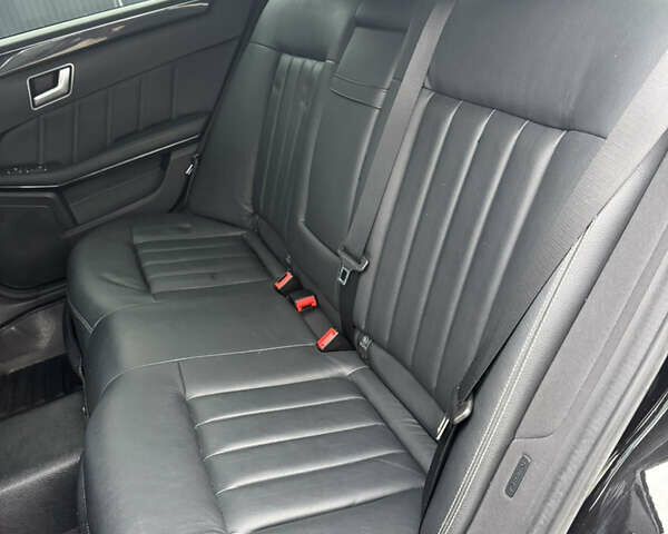 Чорний Мерседес Е-Клас, об'ємом двигуна 1.99 л та пробігом 197 тис. км за 19900 $, фото 32 на Automoto.ua