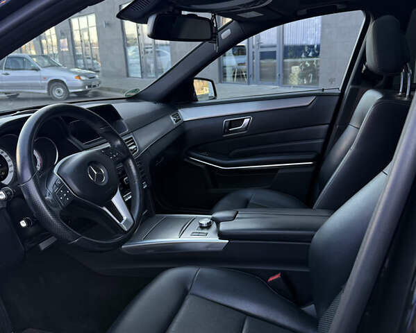 Черный Мерседес Е-Класс, объемом двигателя 2.2 л и пробегом 163 тыс. км за 19200 $, фото 30 на Automoto.ua