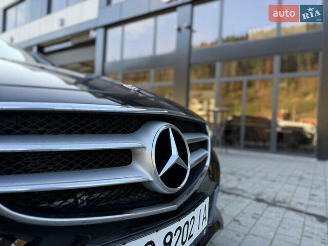 Черный Мерседес Е-Класс, объемом двигателя 2.1 л и пробегом 310 тыс. км за 17500 $, фото 37 на Automoto.ua