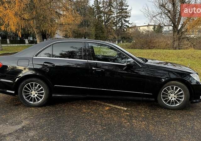 Чорний Мерседес Е-Клас, об'ємом двигуна 1.8 л та пробігом 235 тис. км за 14700 $, фото 1 на Automoto.ua