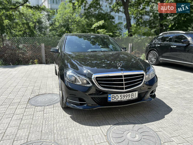 Черный Мерседес Е-Класс, объемом двигателя 2.2 л и пробегом 220 тыс. км за 17000 $, фото 1 на Automoto.ua
