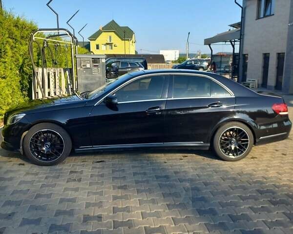 Черный Мерседес Е-Класс, объемом двигателя 2.14 л и пробегом 350 тыс. км за 16500 $, фото 2 на Automoto.ua