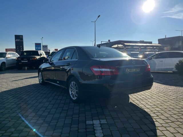 Чорний Мерседес Е-Клас, об'ємом двигуна 0 л та пробігом 254 тис. км за 18200 $, фото 4 на Automoto.ua