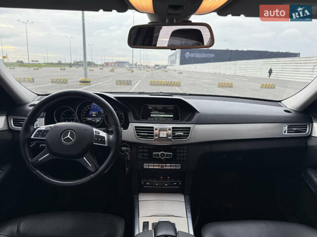 Черный Мерседес Е-Класс, объемом двигателя 2 л и пробегом 329 тыс. км за 13900 $, фото 15 на Automoto.ua