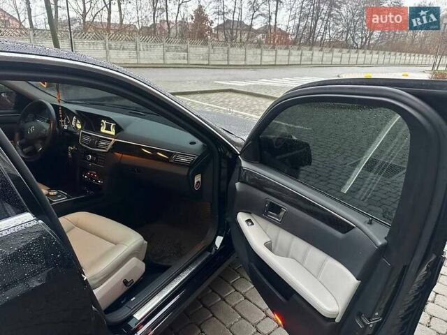 Черный Мерседес Е-Класс, объемом двигателя 2.2 л и пробегом 278 тыс. км за 12999 $, фото 21 на Automoto.ua