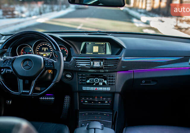 Черный Мерседес Е-Класс, объемом двигателя 2.1 л и пробегом 90 тыс. км за 16000 $, фото 17 на Automoto.ua