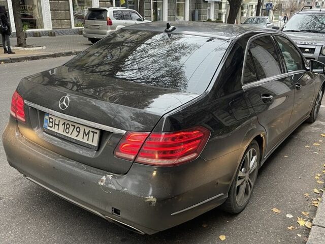 Чорний Мерседес Е-Клас, об'ємом двигуна 2.1 л та пробігом 360 тис. км за 10800 $, фото 1 на Automoto.ua