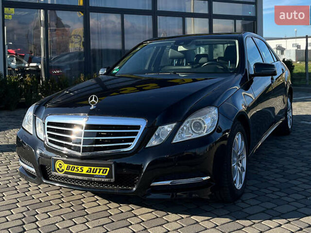 Черный Мерседес Е-Класс, объемом двигателя 2.14 л и пробегом 254 тыс. км за 18200 $, фото 2 на Automoto.ua