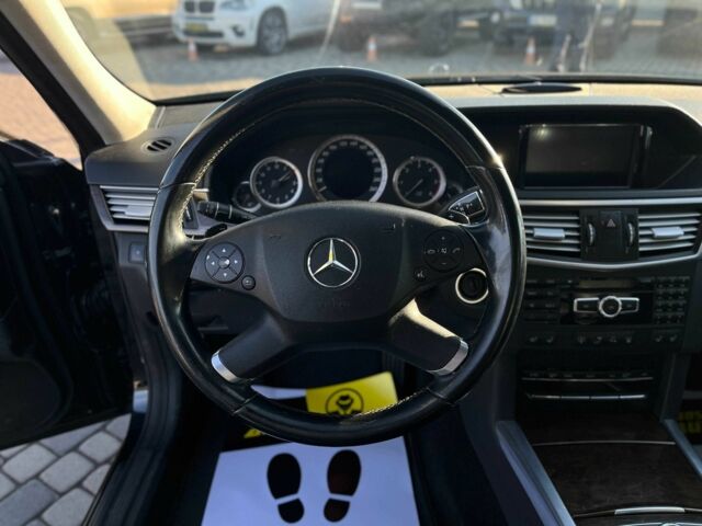 Чорний Мерседес Е-Клас, об'ємом двигуна 0 л та пробігом 254 тис. км за 18200 $, фото 11 на Automoto.ua