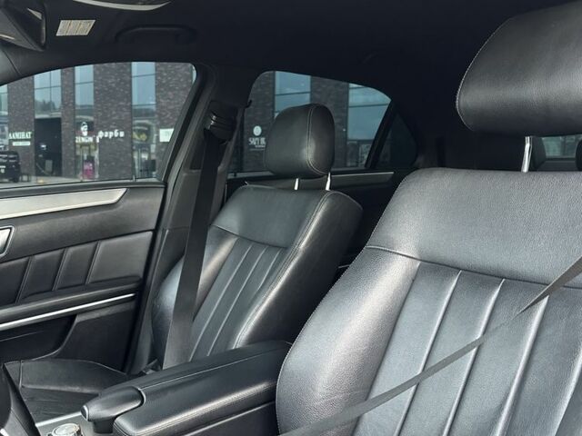 Чорний Мерседес Е-Клас, об'ємом двигуна 2.1 л та пробігом 300 тис. км за 14800 $, фото 22 на Automoto.ua