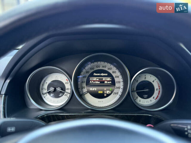 Черный Мерседес Е-Класс, объемом двигателя 2.1 л и пробегом 310 тыс. км за 17500 $, фото 39 на Automoto.ua