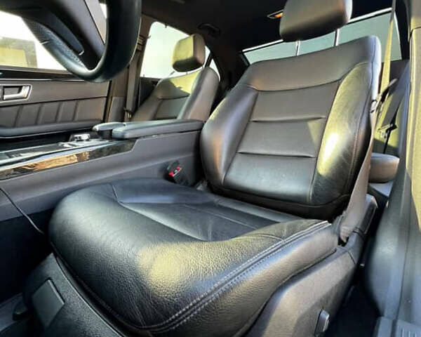 Мерседес Е-Класс 2013 в Дрогобыче на Automoto.ua Черный Мерседес Е-Класс, объемом двигателя 2.14 л и пробегом 298 тыс. км за 14000 $, фото 19 на Automoto.ua