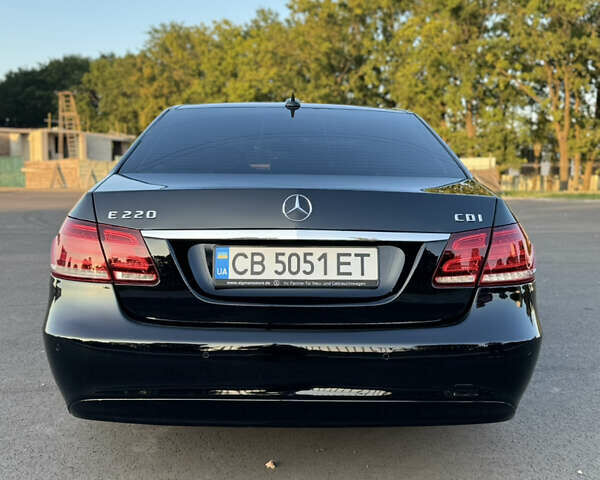 Чорний Мерседес Е-Клас, об'ємом двигуна 2.14 л та пробігом 153 тис. км за 16900 $, фото 4 на Automoto.ua