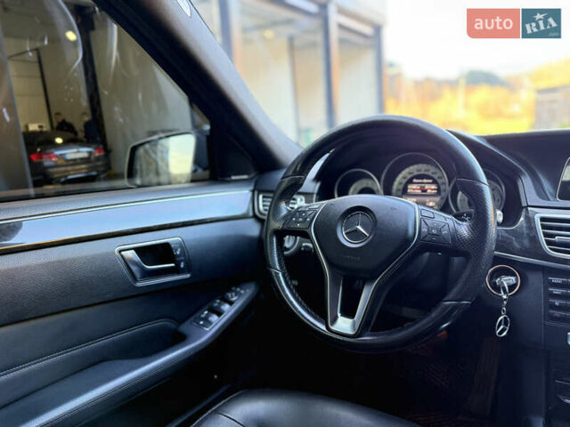 Черный Мерседес Е-Класс, объемом двигателя 2.1 л и пробегом 310 тыс. км за 17500 $, фото 15 на Automoto.ua