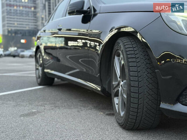 Черный Мерседес Е-Класс, объемом двигателя 2.14 л и пробегом 319 тыс. км за 16700 $, фото 16 на Automoto.ua