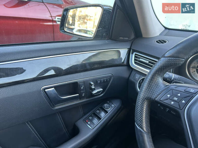 Чорний Мерседес Е-Клас, об'ємом двигуна 2.14 л та пробігом 217 тис. км за 19999 $, фото 7 на Automoto.ua