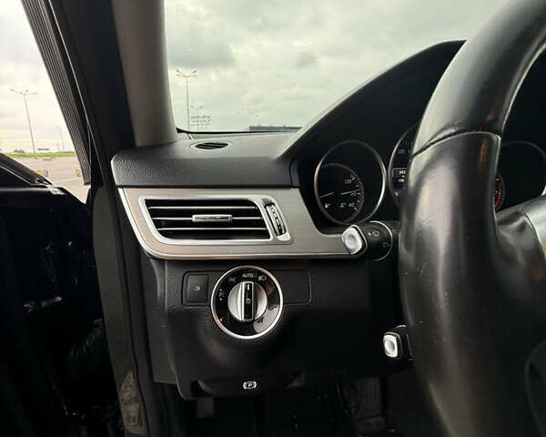 Черный Мерседес Е-Класс, объемом двигателя 2 л и пробегом 329 тыс. км за 13900 $, фото 8 на Automoto.ua