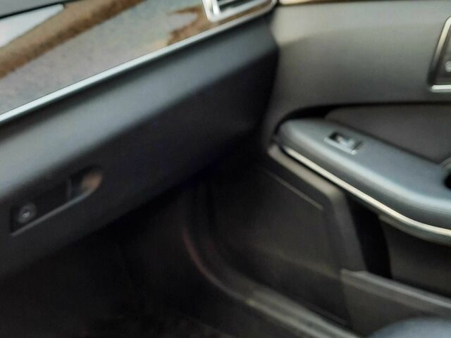 Черный Мерседес Е-Класс, объемом двигателя 2 л и пробегом 100 тыс. км за 18400 $, фото 7 на Automoto.ua