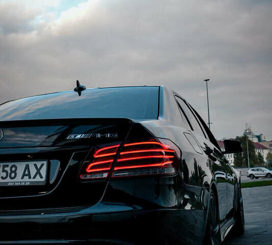 Мерседес Е-Клас 2013 у Києві на Automoto.ua Чорний Мерседес Е-Клас, об'ємом двигуна 5.46 л та пробігом 147 тис. км за 37000 $, фото 13 на Automoto.ua