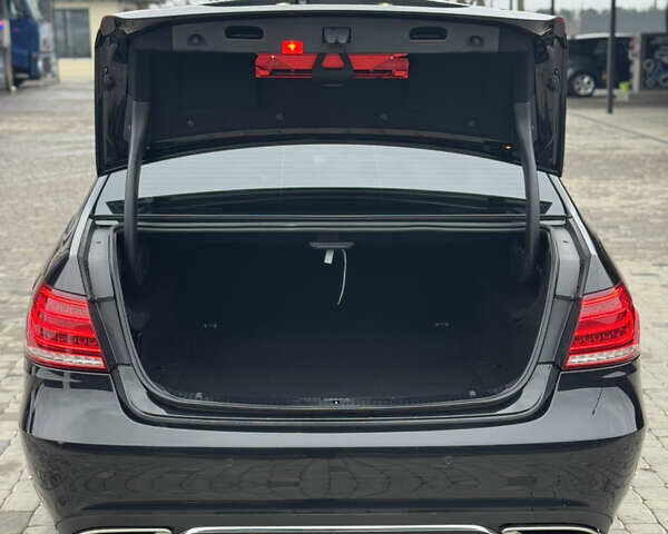 Чорний Мерседес Е-Клас, об'ємом двигуна 1.99 л та пробігом 197 тис. км за 19900 $, фото 18 на Automoto.ua