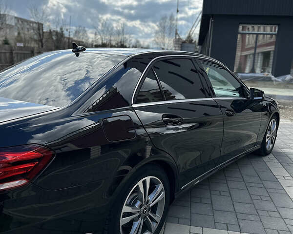 Мерседес Е-Класс 2013 в Долине на Automoto.ua Черный Мерседес Е-Класс, объемом двигателя 2.2 л и пробегом 298 тыс. км за 18700 $, фото 20 на Automoto.ua