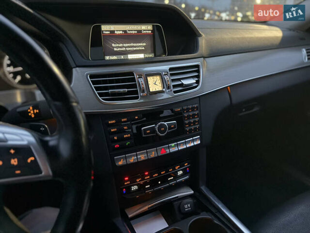 Черный Мерседес Е-Класс, объемом двигателя 2.14 л и пробегом 319 тыс. км за 16700 $, фото 34 на Automoto.ua