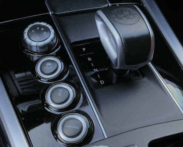 Мерседес Е-Клас 2013 у Києві на Automoto.ua Чорний Мерседес Е-Клас, об'ємом двигуна 5.46 л та пробігом 147 тис. км за 37000 $, фото 14 на Automoto.ua