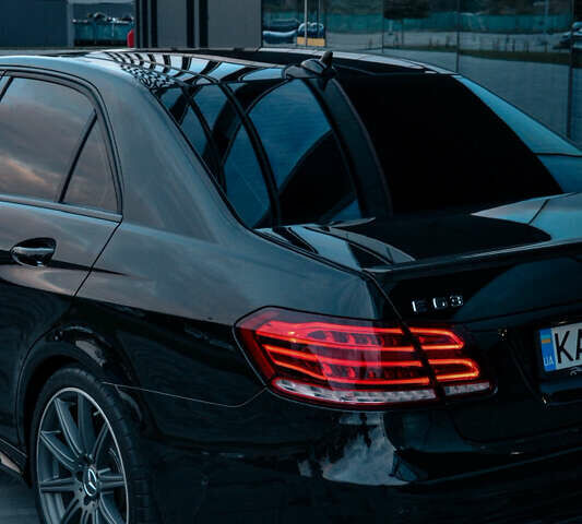 Мерседес Е-Клас 2013 у Києві на Automoto.ua Чорний Мерседес Е-Клас, об'ємом двигуна 5.46 л та пробігом 147 тис. км за 37000 $, фото 8 на Automoto.ua