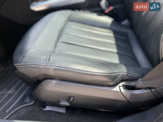 Черный Мерседес Е-Класс, объемом двигателя 2.2 л и пробегом 220 тыс. км за 17000 $, фото 10 на Automoto.ua