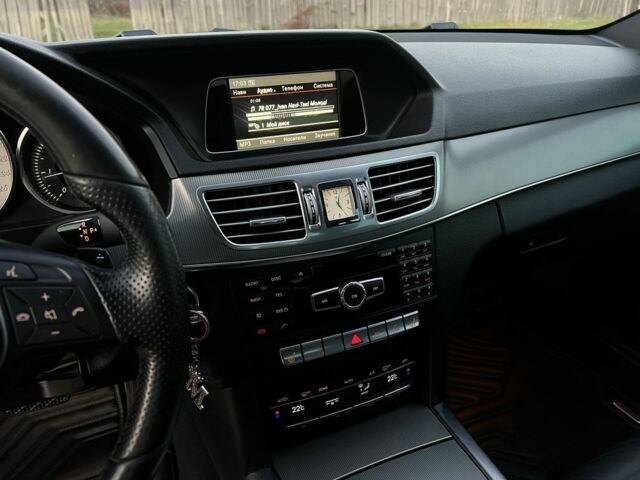 Черный Мерседес Е-Класс, объемом двигателя 2.1 л и пробегом 257 тыс. км за 19500 $, фото 16 на Automoto.ua