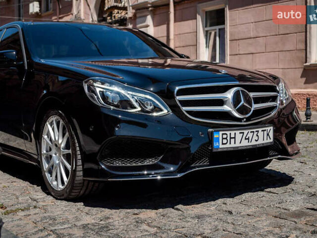 Черный Мерседес Е-Класс, объемом двигателя 3 л и пробегом 172 тыс. км за 23999 $, фото 4 на Automoto.ua