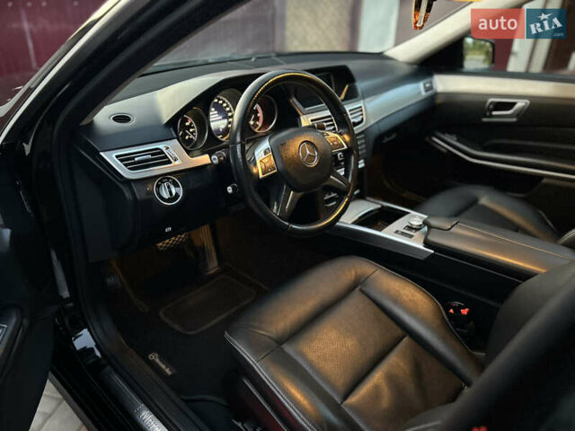 Черный Мерседес Е-Класс, объемом двигателя 2.1 л и пробегом 291 тыс. км за 14450 $, фото 4 на Automoto.ua