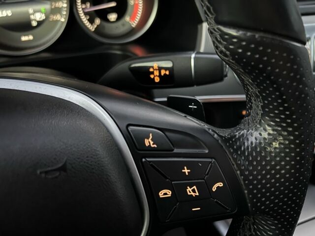 Черный Мерседес Е-Класс, объемом двигателя 2.1 л и пробегом 257 тыс. км за 19500 $, фото 18 на Automoto.ua